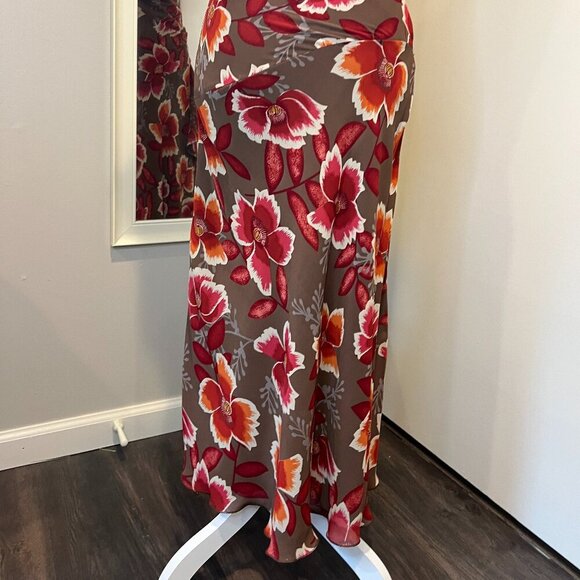 Bandolino Brown Floral Cowl Neck Ruffle Maxi Dress, Size 6 - Picture 14 of 15